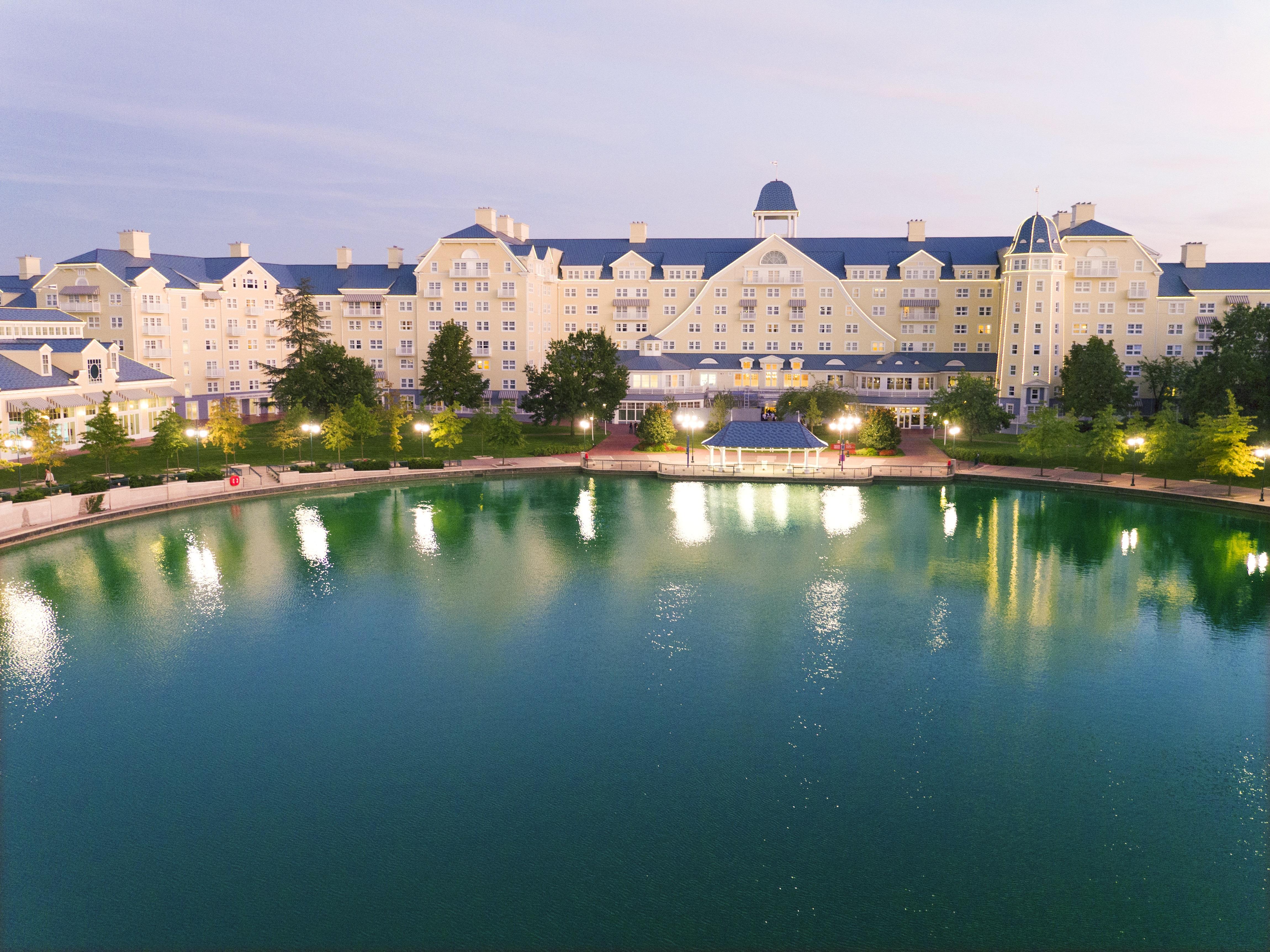 Disney Newport Bay Club Chessy  Esterno foto